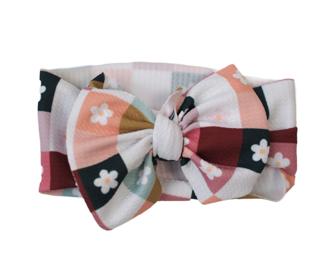 Daisy Checkered Messy Bow